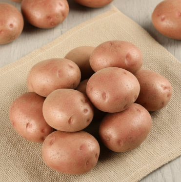 Lal Aalo (Red Potato) – Fresh, versatile and perfect for everyday cooking, curries, sabzi, fries, roasting and snacks. Order fresh Red Potatoes online from LAMKAN.
